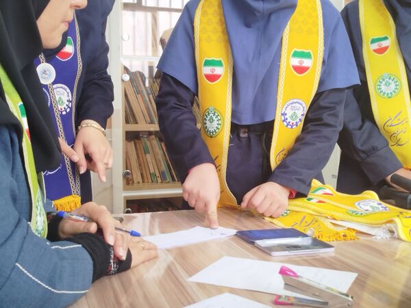 انتخابات شورای دانش‌آموزی در شهرستان فاروج 