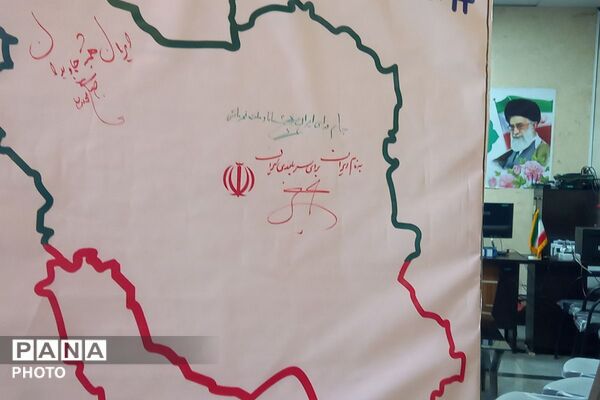 ردپایی از نقش و نگار در نمایشگاه دائمی شهرداری قرچک با آثار جشنواره دانش‌آموزی فرهنگی- هنری فردا