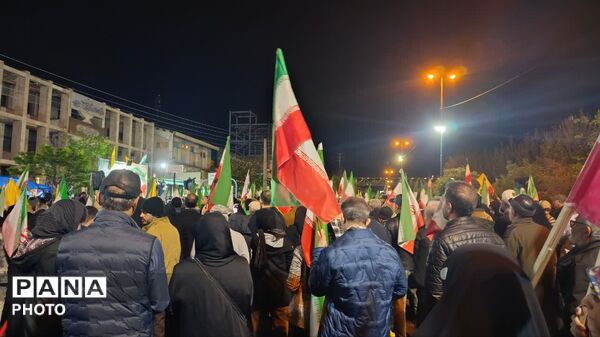 قاب‌هایی خاص از حضور افراد متنوع در تجمعات