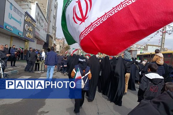 اسلامشهر در مسیر انقلاب؛ حماسه‌ای دیگر در ۲۲ بهمن رقم خورد