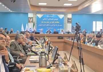 عدالت آموزشی و کیفیت‌بخشی؛ دو محور برنامه‌های آموزشی استان  اصفهان