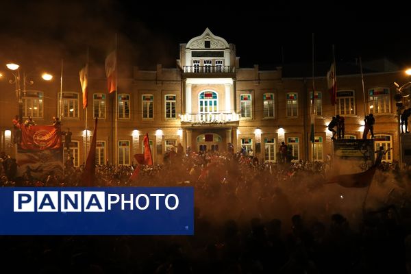 شادی مردم ارومیه از قهرمانی تیم فوتبال تراکتور