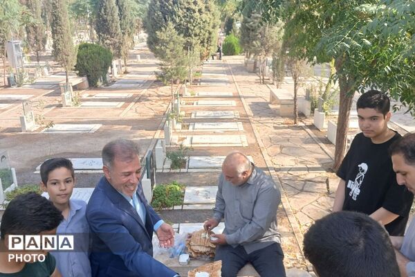 غبارروبی مزار شهدا 
