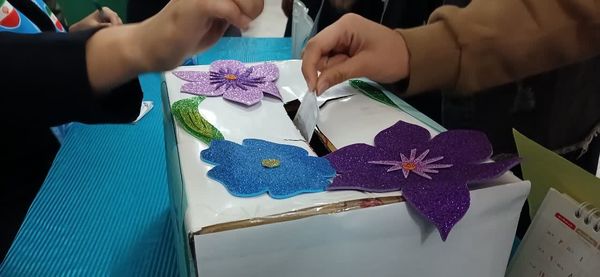 حس و حال انتخابات شورای دانش آموزی در دبیرستان حضرت خدیجه (س) جعفریه قم 