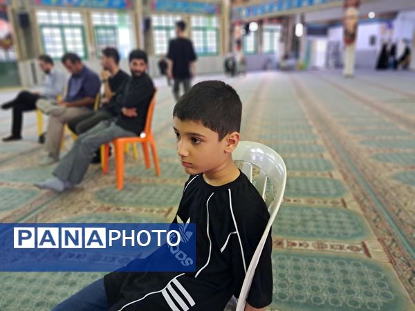 تکریم سلامت زائران اربعین در قائمشهر