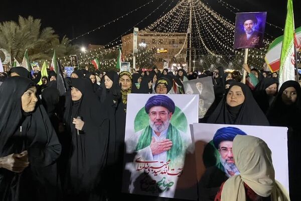 بیعت مردم بصیر و ولایتمدار دشت‌آزادگان با آیت‌الله سیدمجتبی حسینی‌خامنه‌ای