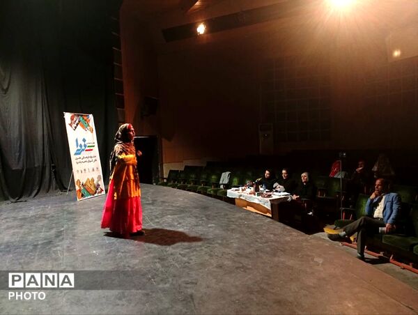 رقابت دانش‌آموزان در بخش هنرهای نمایشی جشنواره «فردا»