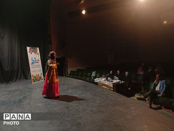 رقابت دانش‌آموزان در بخش هنرهای نمایشی جشنواره «فردا»