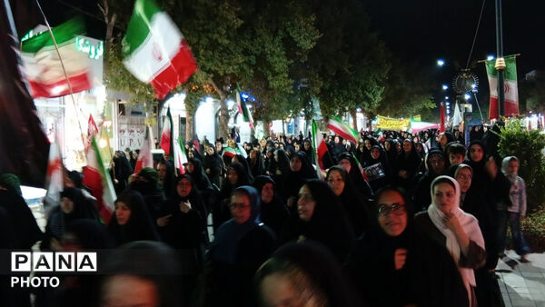 میدان‌داری دانش‌آموزان سملقانی در میدان مقاومت