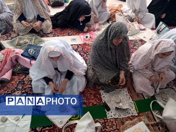 دهه نودی‌ها در نماز عبادی سیاسی جمعه