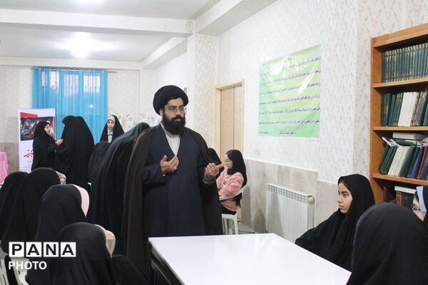 افتتاحیه پاتوق دخترانه نوجوان مبارز در آشخانه