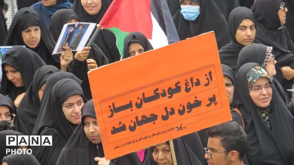حضور پرشور مردم لارستان در راهپیمایی روز قدس