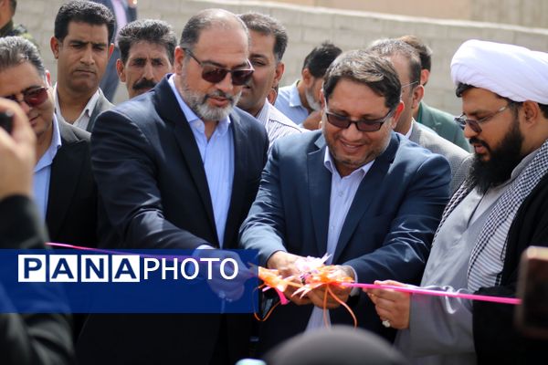 افتتاح زمین چمن روستای محمد آباد چاه ملک 