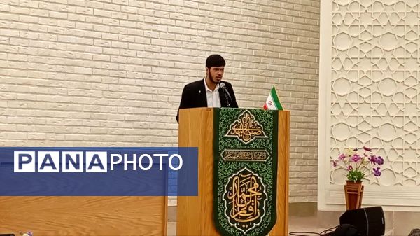 نشست صمیمی جوانان با حضرت آیت الله نورمفیدی