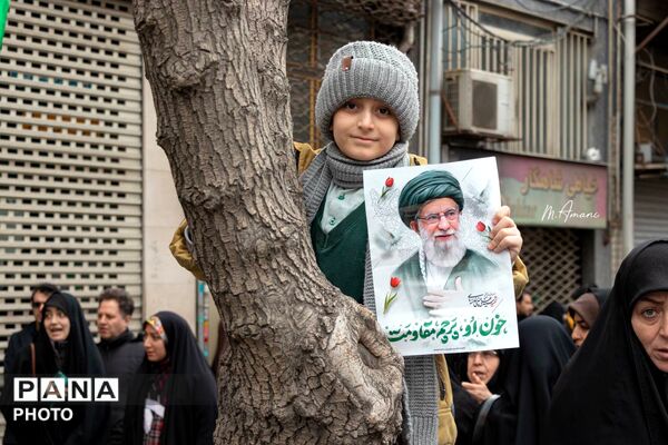 سربازان کوچک در اجتماع مردمی تبریز به خونخواهی از رهبر شهید