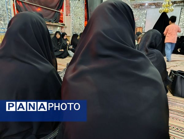 برگزاری مراسم عزاداری شب عاشورا در تکیه ابوالفضلی نیشابور 