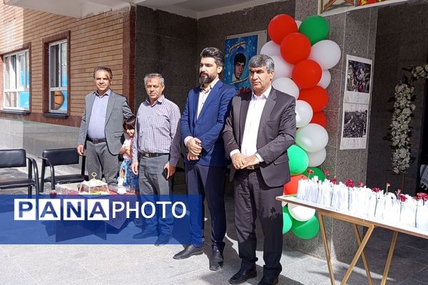 «جشن جوانه‌ها» ویژه دانش آموزان پایه هفتم در مدرسه دانشمند شهرستان پردیس