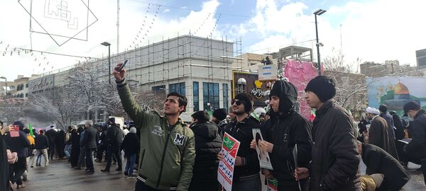 مردم مشهد بار دیگر میهن دوستی خود را به عالمیان نشان دادند