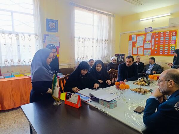 حضور معاون آموزش ابتدایی وزارت در حمیدیه
