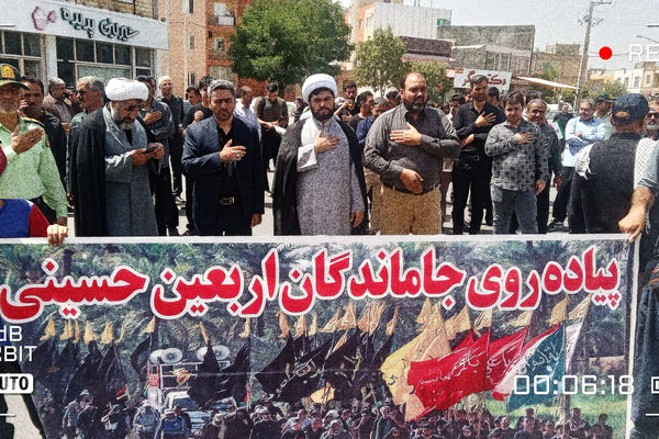 پیاده روی جاماندگان اربعین در دهگلان؛ تجلی عشق و ارادت حسینی