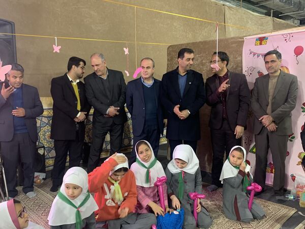 جشن تکلیف دانش آموزان دختر در حرم حضرت زینب (س)