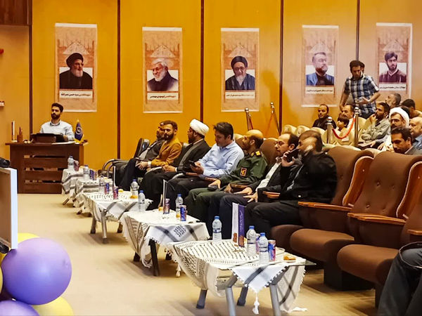 جلوه‌هایی از دومین جشنواره روایت جهاد در قم