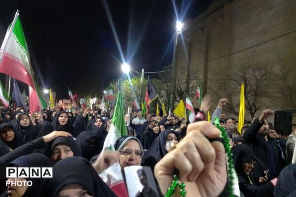 خروش شبانه در مهد قیام ۱۵ خرداد؛ خیابان‌های پیشوا آرام ندارند