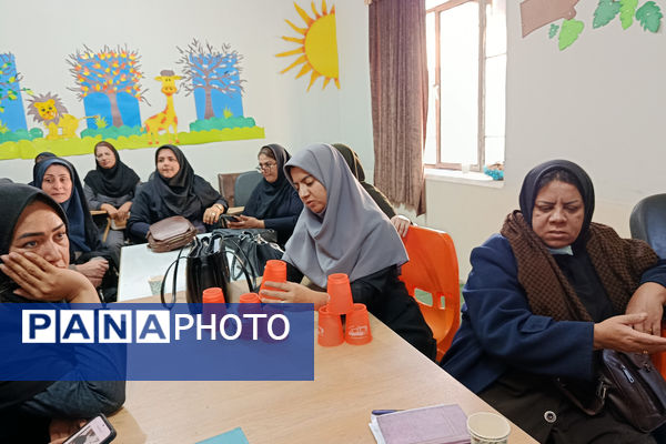 توانمندسازی مربیان پیشتاز ناحیه ۴ شیراز 