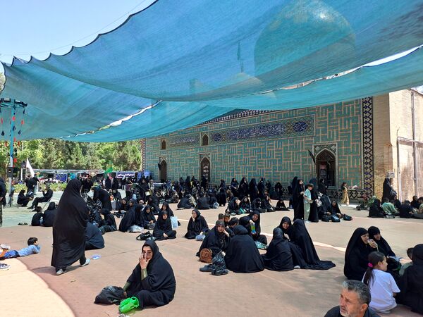 مواکب فرهنگی و پذیرایی در روز اربعین در امامزاده محروق و ابراهیم نیشابور 
