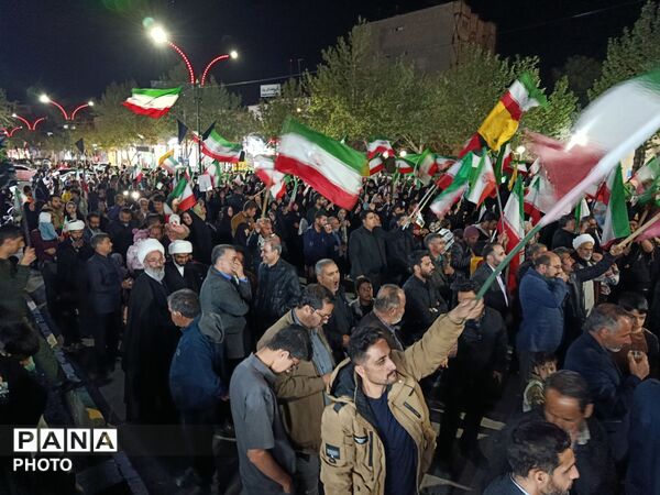 اجتماع با شکوه مردم کاشمر در سی امین شب از اتحاد مقدس جبهه خیابان