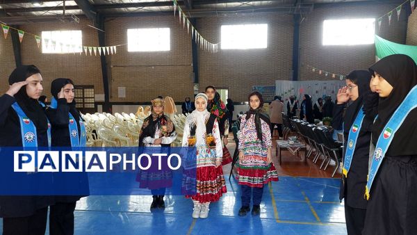 همایش «یاوران انقلاب» و «پیشتازان مقاومت» و آیین نواختن زنگ انقلاب در شیروان برگزار شد
