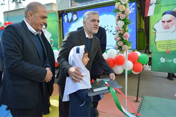 طنین زنگ انقلاب در بهارستان‌دو 