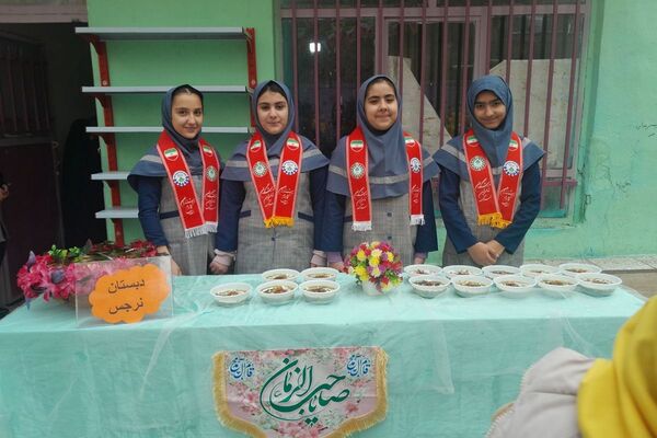 جشن میلاد آقا امام زمان(عج ) در دبستان نرجس بهارستان دو