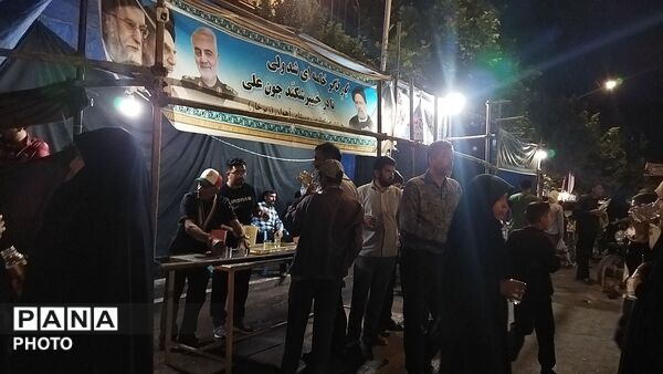 موکب شهدای روستای آهوان در نود و نهمین شب از اجتماعات مردمی 