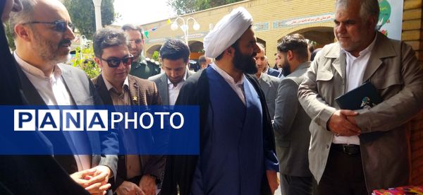 غرفه خبرگزاری پانا و سازمان دانش‌آموزی در مراسم افتتاحیه فعالیت‌های تابستانی