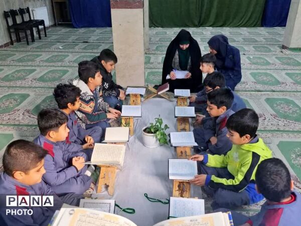 فرشته های نور در محفل انس با قرآن مدرسه ایمان