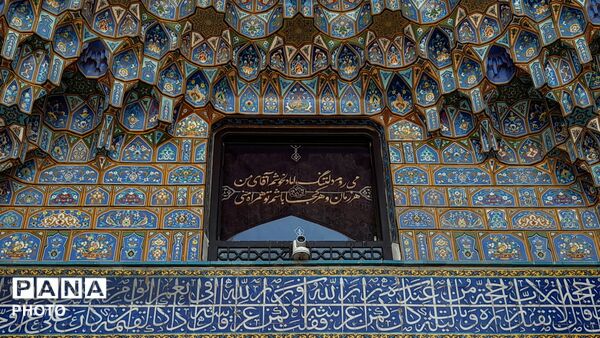حرم نورانی و دل‌های مشتاق در کنار امام رضا (ع)