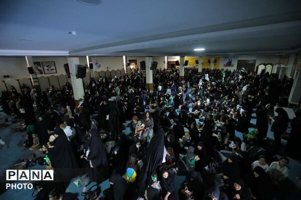 همایش شیرخوارگان حسینی با حضور پرشور مادران 