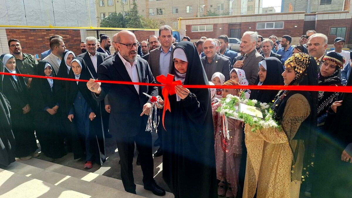 افتتاح 2 مدرسه جدید در شهرک وحدت نگارستان  در البرز 