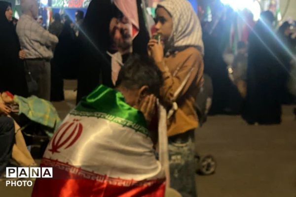 حماسه سازی مردم در هشتاد و ششمین شب از اجتماعات 