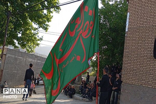 ارادت مردم در روز تاسوعای حسینی با برگزاری هئیت عزاداری به ابوالفضل عباس  