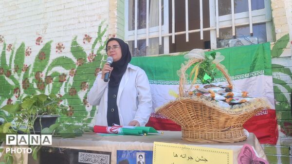 جشن شکوفه‌ها در مدرسه سید جوادی ناحیه یک کرج 