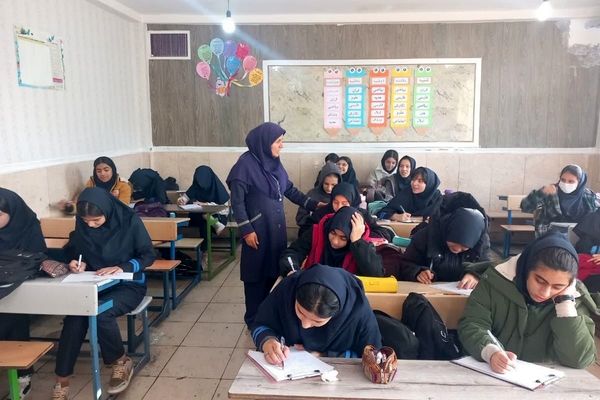 برگزاری آزمون شبه تیمز شماره۲ در دبیرستان ارمغان