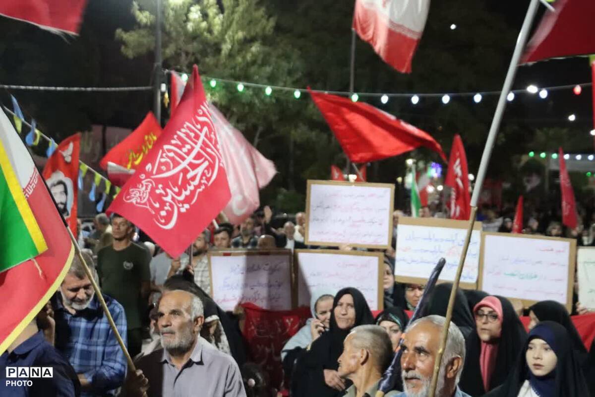 صد و هشتاد و دومین راهپیمایی شبانه مردم ماهدشت همزمان با میلاد رسول اکرم و امام صادق
