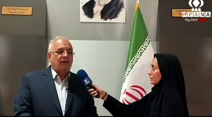طنین زنگ مهر در دبیرستان فرزانگان ۴ مشهد؛ آغاز سفری برای ساختن آینده ایران