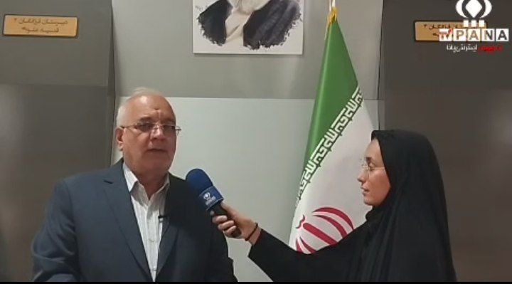 طنین زنگ مهر در دبیرستان فرزانگان ۴ مشهد؛ آغاز سفری برای ساختن آینده ایران