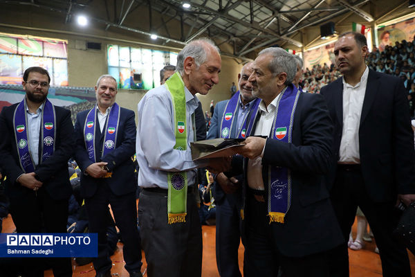  آیین گرامیداشت بیست و ششمین سالروز تاسیس سازمان دانش‌آموزی