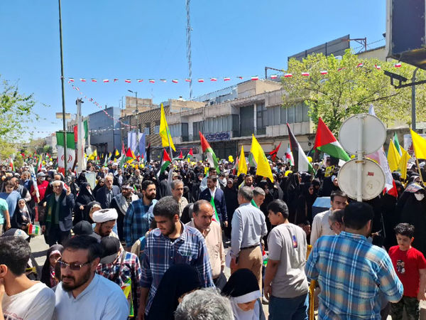 راهپیمایی روز قدس همراه با تشییع پیکر شهید صداقت در قم