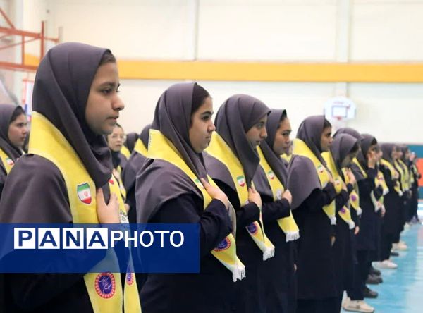 آیین استانی نواختن زنگ انقلاب استان خراسان رضوی در ناحیه ۵ مشهد