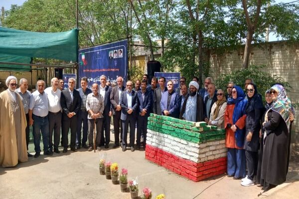 آیین خشت‌گذاری هنرستان اطلس روان کارا شهرستان پاکدشت 